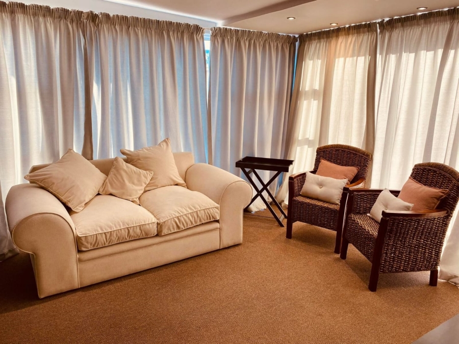 5 Bedroom Property for Sale in Jeffreys Bay Central Eastern Cape